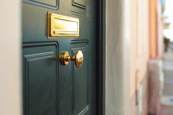 AUS - Multi-asset property portfolio owners