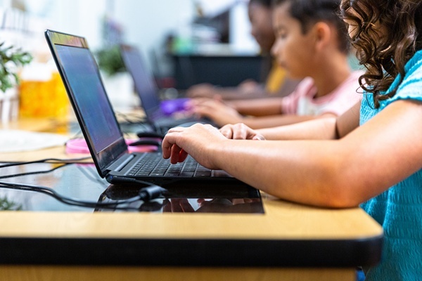 AUS - Early learning centres and childcare providers
