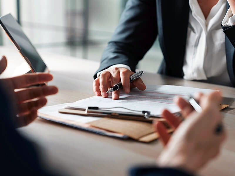 AUS - Client disputes and reputational risk@2x