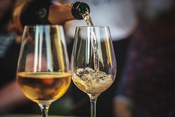 UK - Pubs, bars, and clubs