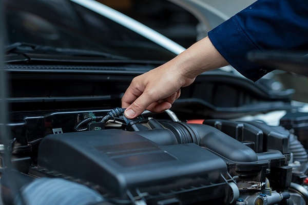UK - Automotive and component manufacturing@2x