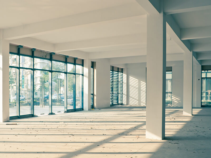 UK - Distressed and vacant property risk@2x