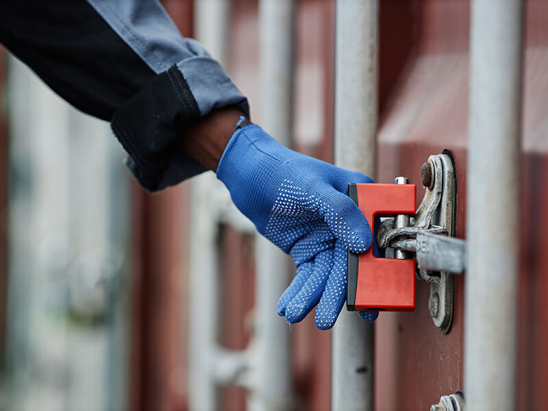 UK - Crime and theft risk@2x