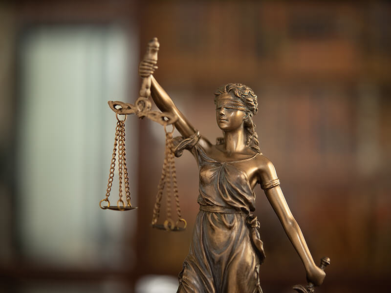 UK - Legal claims from road traffic incidents@2x