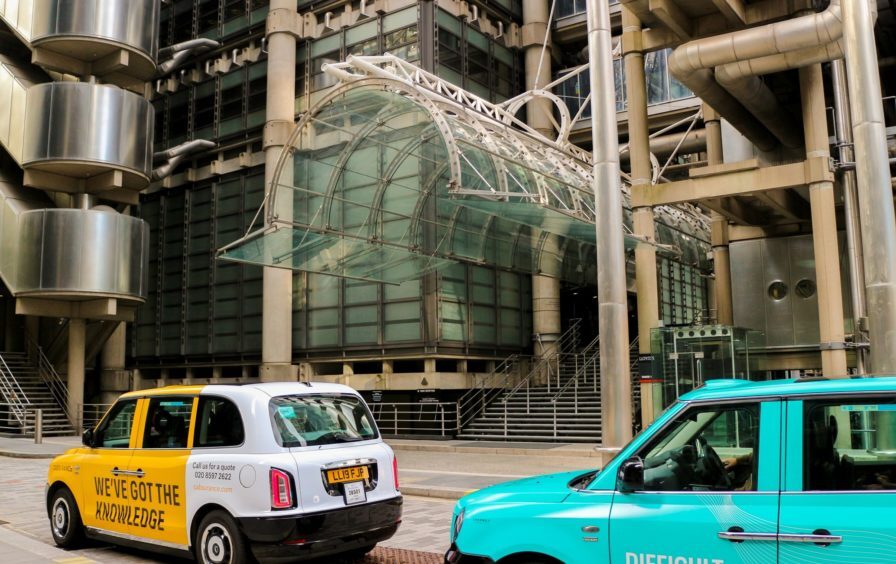 SRG-taxi2-896x564