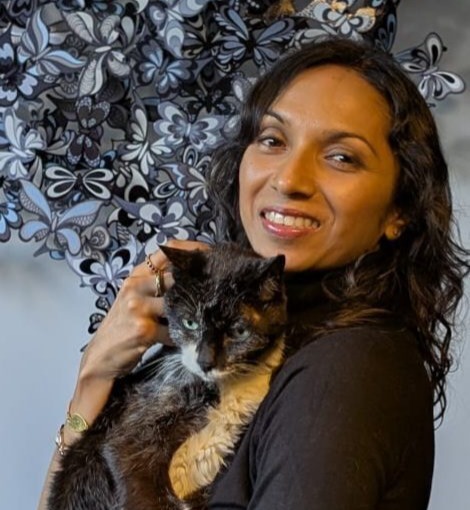 Jaya Taylor and her cat