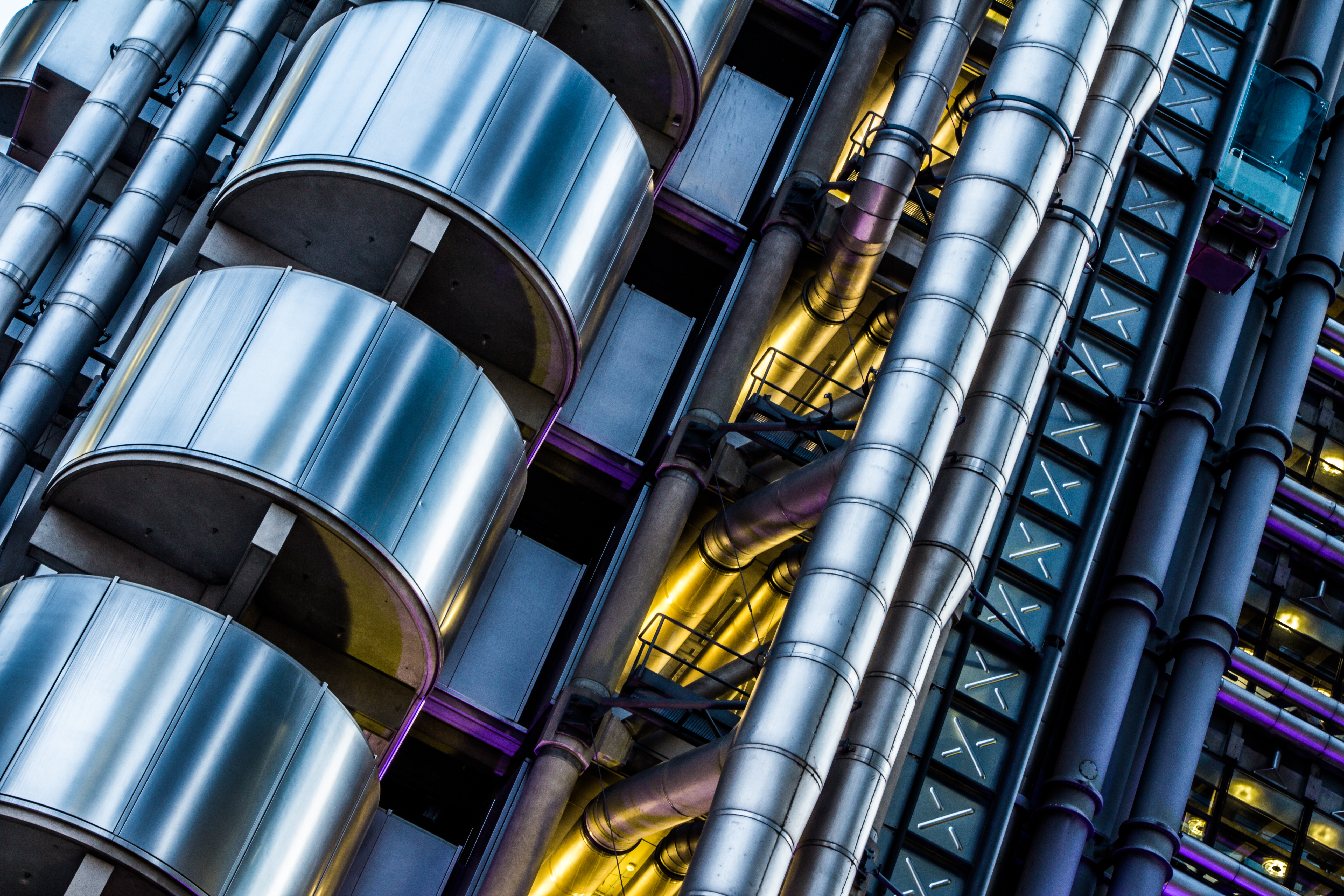 Lloyds of London abstract
