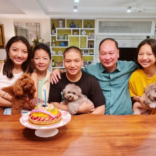 Family Group (Home)